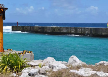 Каменная дамба. Остров Науру – фотографии Науру