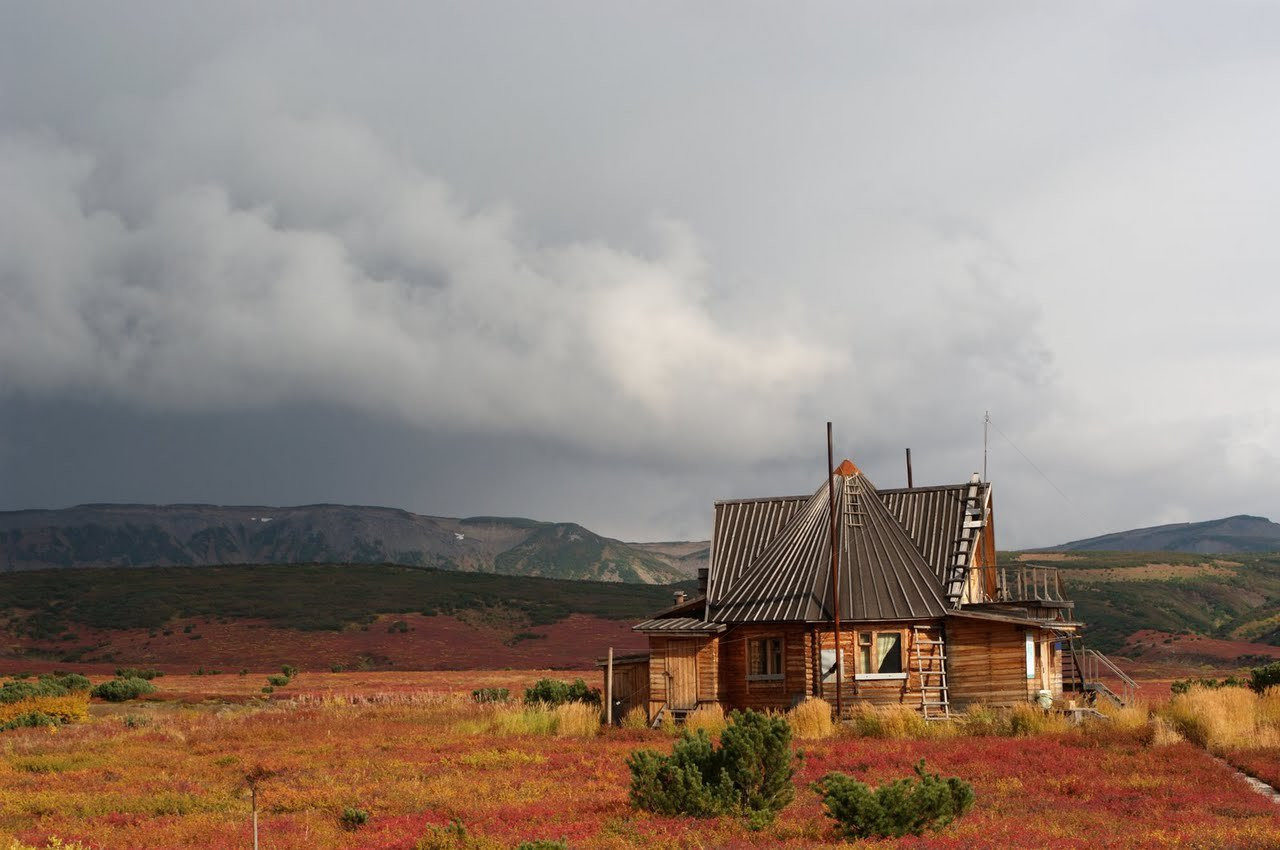 Дом в Долине гейзеров, Россия – фотографии России