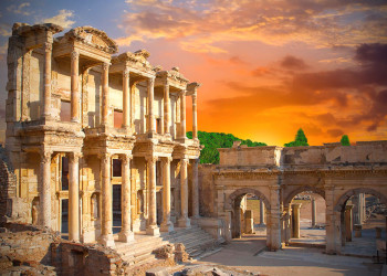 Величайшая архитектурная памятка город Эфес (Efes), Турция – фотографии Турции