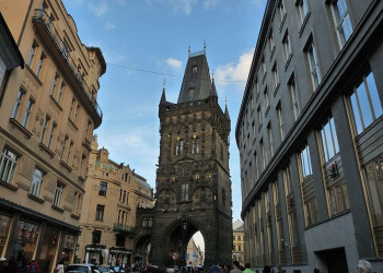 Пороховая башня или Пороховые ворота – фотографии Чехии