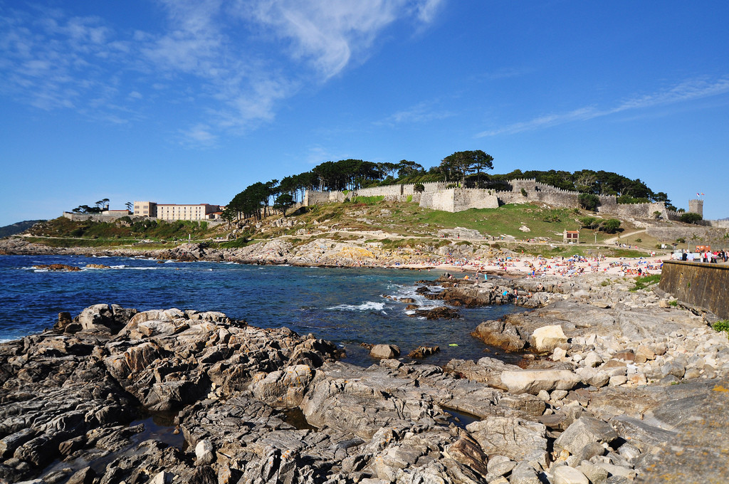 Замок Монтерреал (Castillo de Monterreal) в Байоне – фотографии Испании