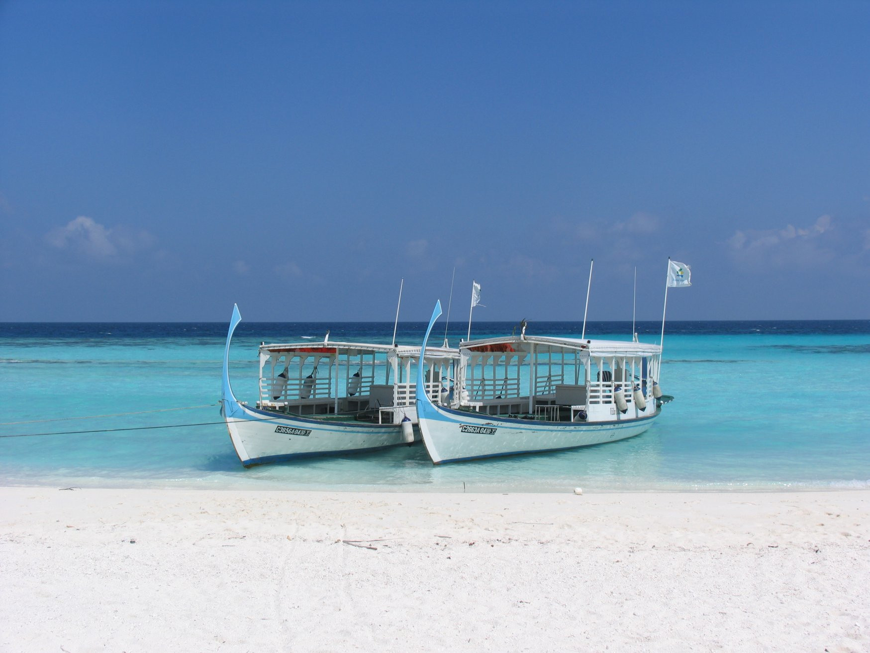 Лодки в Ари Атолле, Мальдивы. Фото 2 – фотографии Мальдивских островов