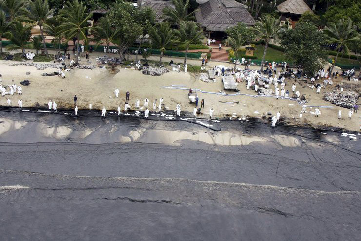 Разлив нефти в заливе Prao Bay. Июль 2013. Фото 21 – фотографии Таиланда