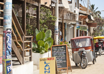 Улицы Манкора (Mancora) в Перу – фотографии Перу