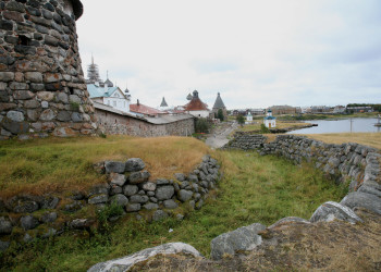 Соловецкий монастырь, у стен крепости – фотографии России