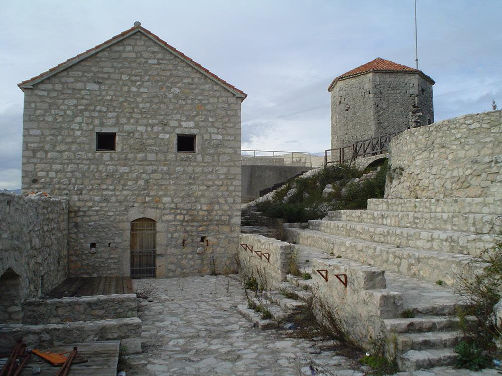 Крепость в Никшич, Черногория. Фото 3 – фотографии Черногории