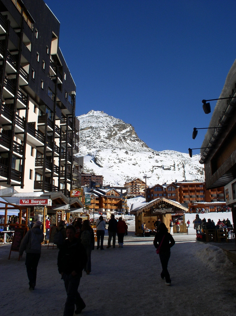 Люди в Валь-Торанс, Франция – фотографии Франции