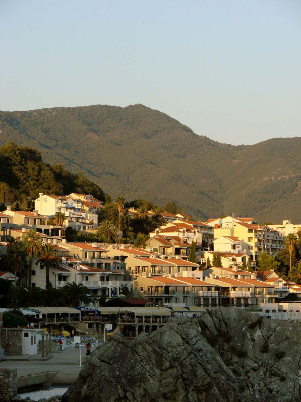 Дома в Херцег-Нови, Черногория. Фото 28 – фотографии Черногории