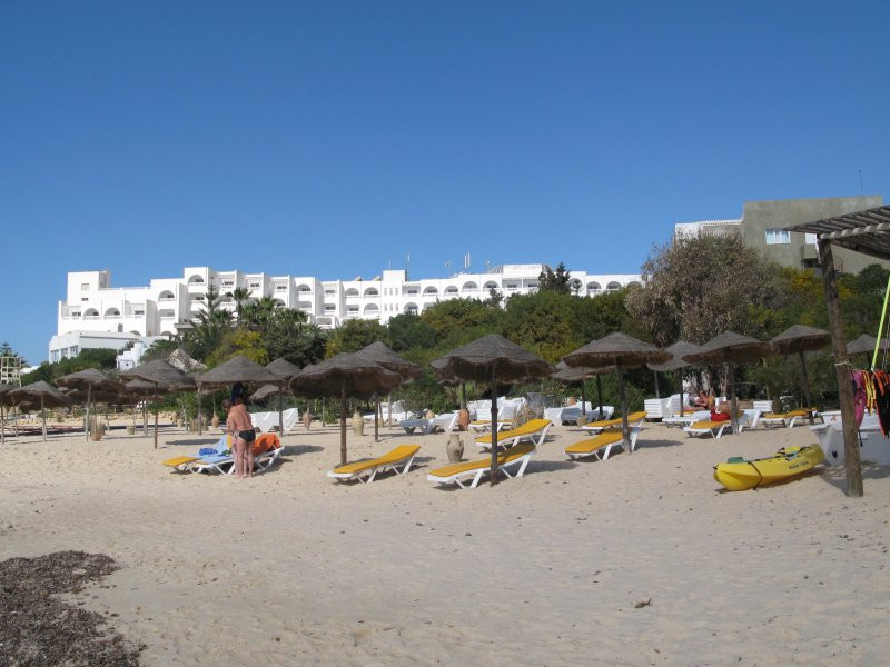 Пляж в Северном Тунисе. Фото 29 – фотографии Туниса