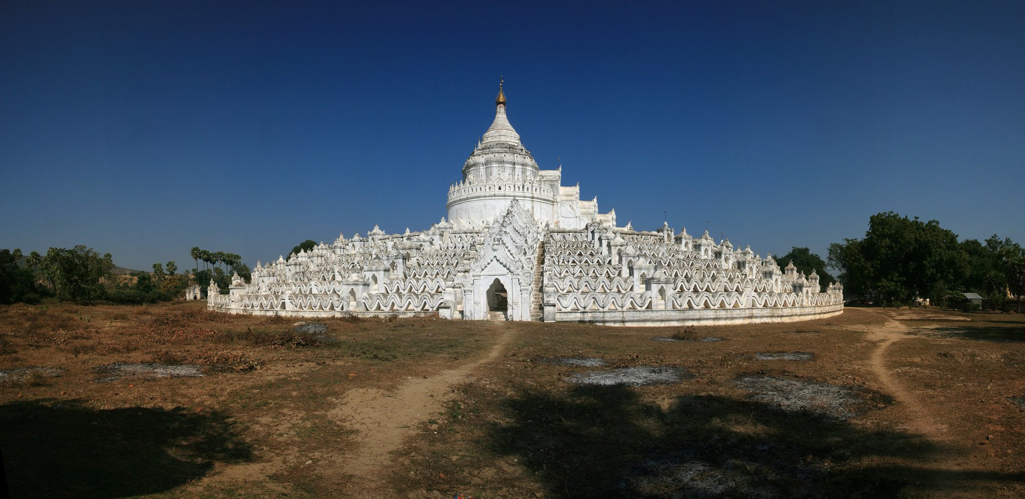 Пагода Синбьюме (Hsinbyume Pagoda) – фотографии Мьянмы