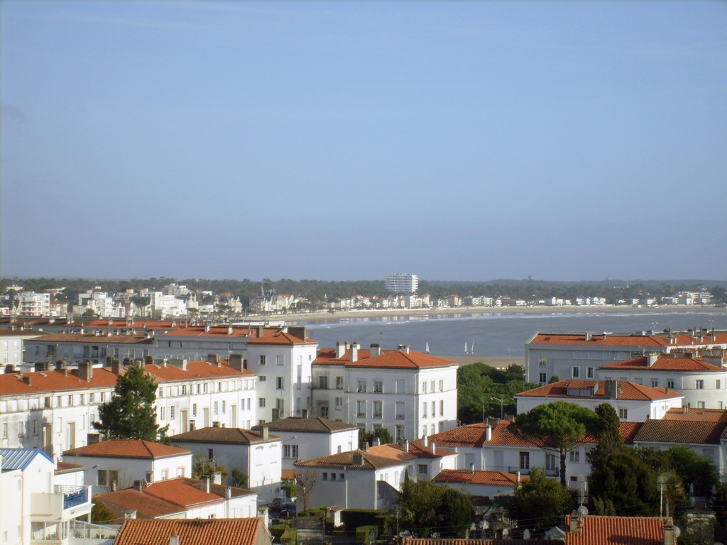 Дома в Руайяне, Франция. Фото 1 – фотографии Франции