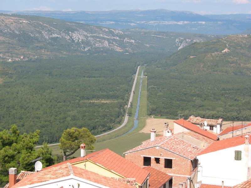 Панорамный вид в Мотовуне, Хорватия. Фото 4 – фотографии Хорватии