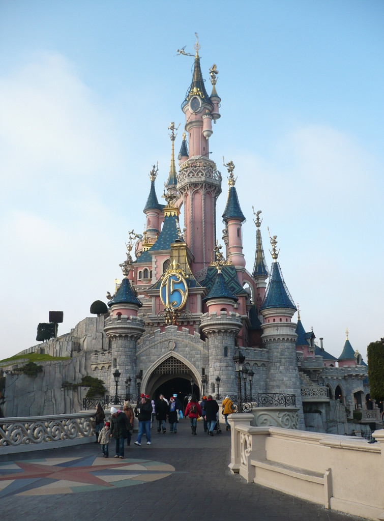 Развлечения в Диснейленде, Франция – фотографии Франции