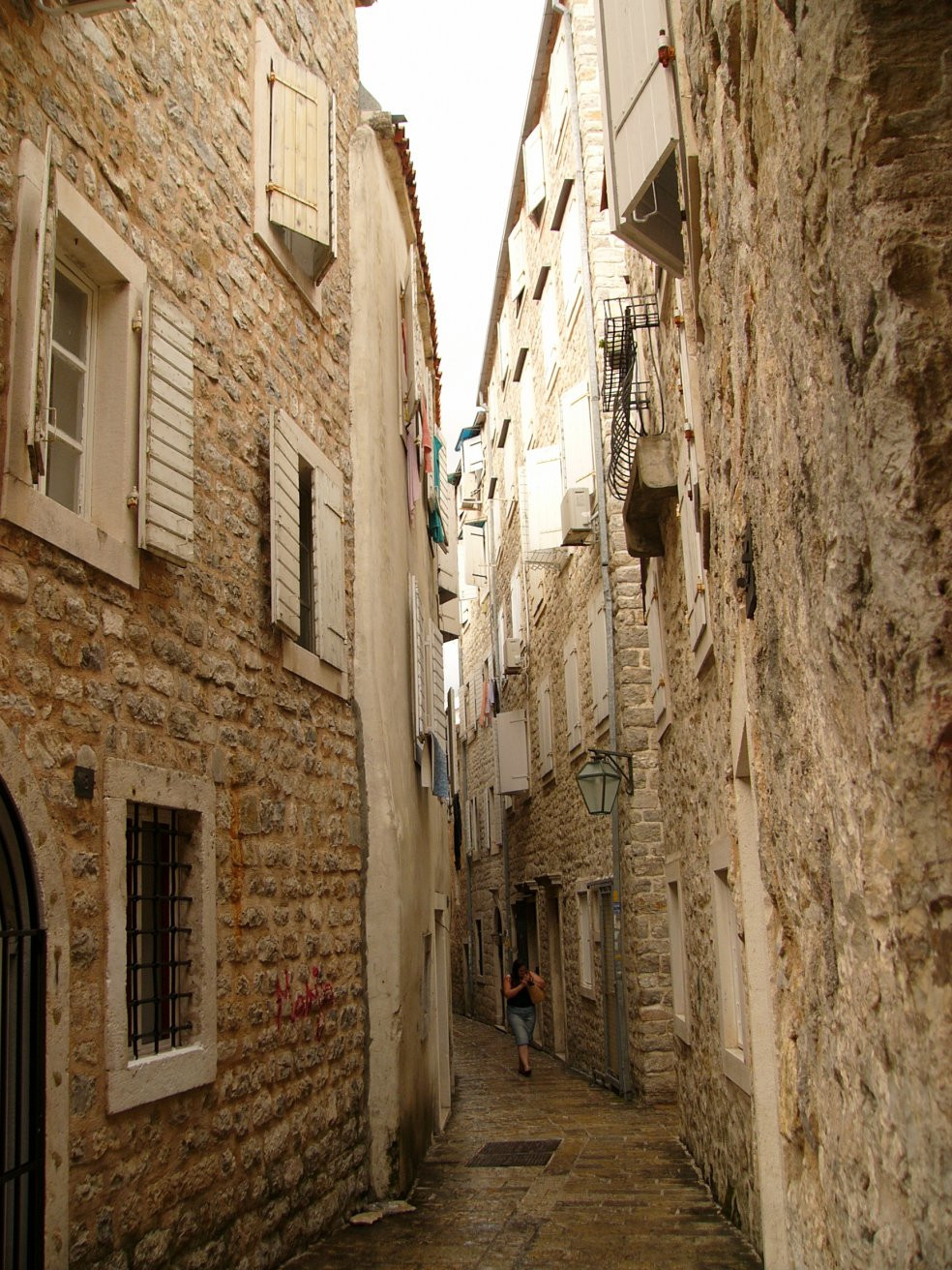 Улица в Будва, Черногория. Фото 39 – фотографии Черногории