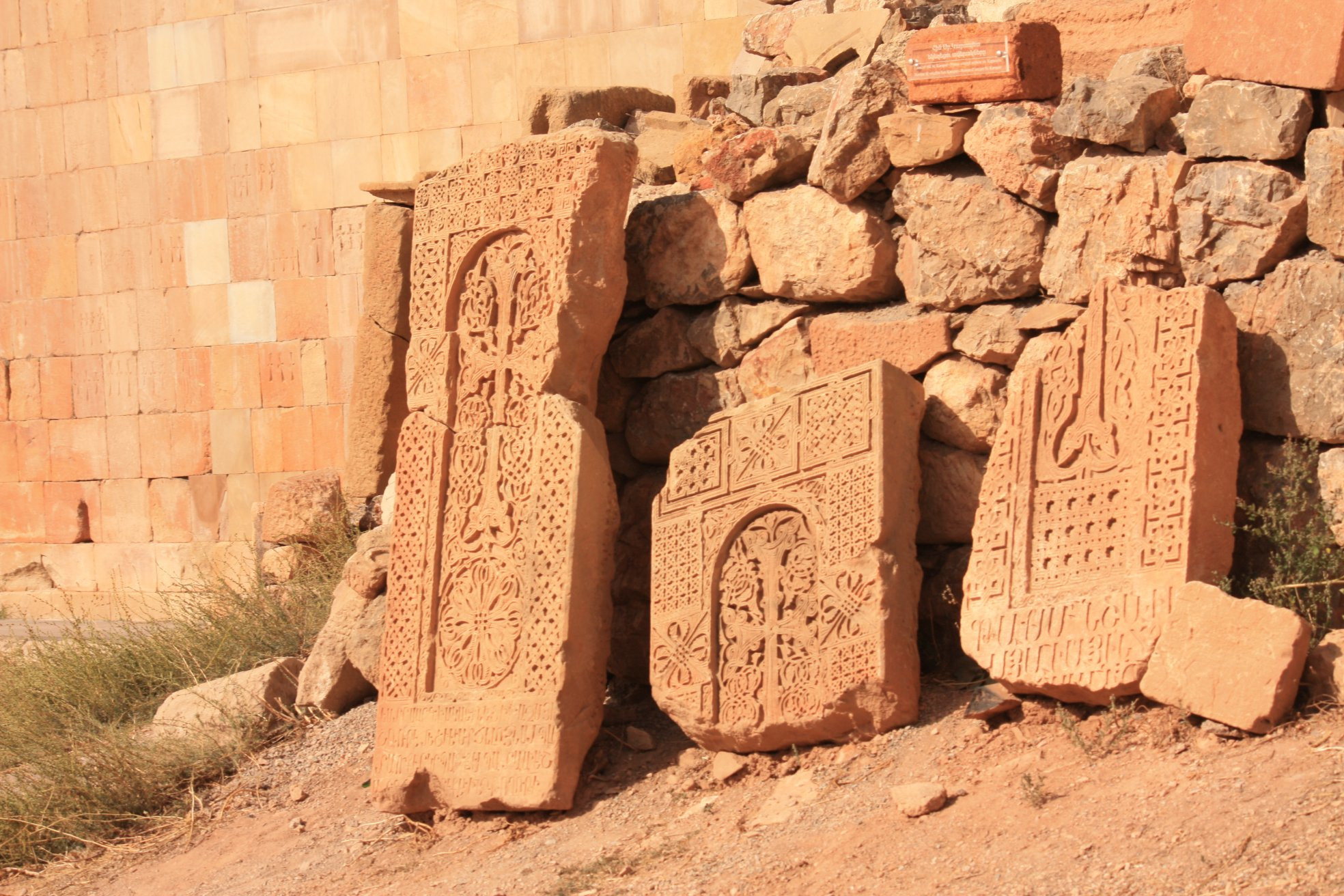 Хачкары (Khachkars) – фотографии Армении