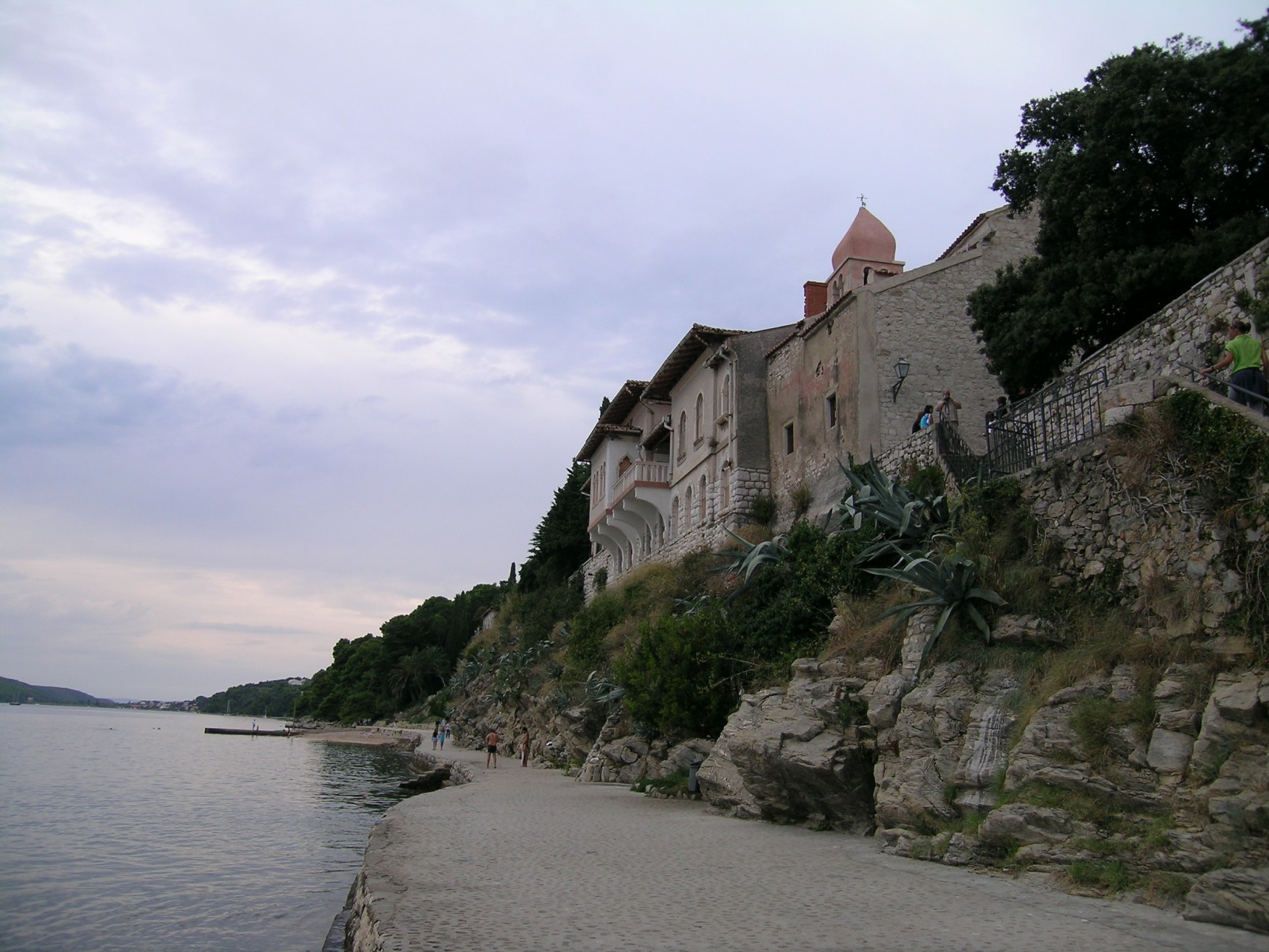 Набережная в Раб, Хорватия. Фото 11 – фотографии Хорватии