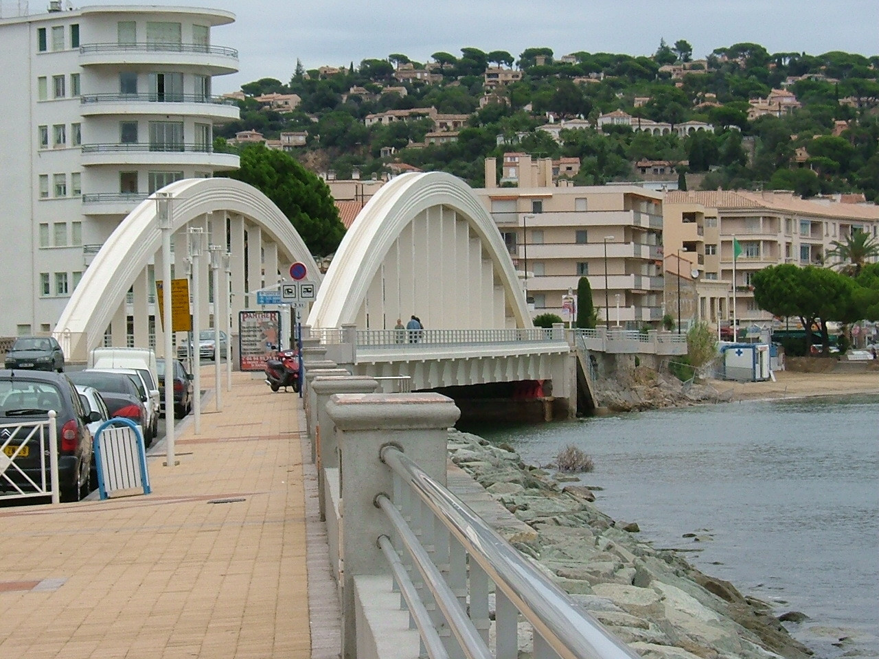 Набережная в Сен-Максим, Франция. Фото 2 – фотографии Франции