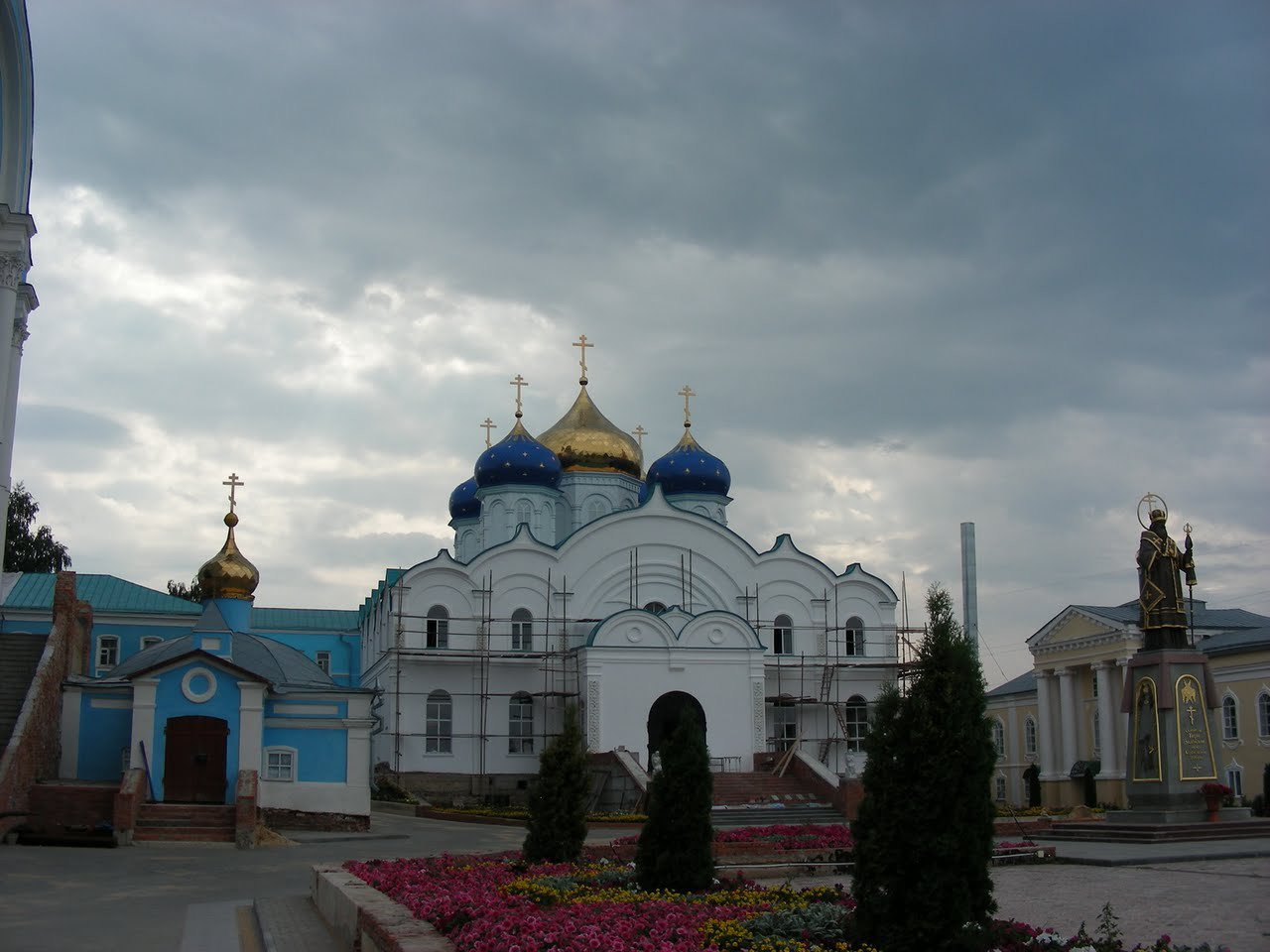 Храм в Задонске, Россия. Фото 11 – фотографии России