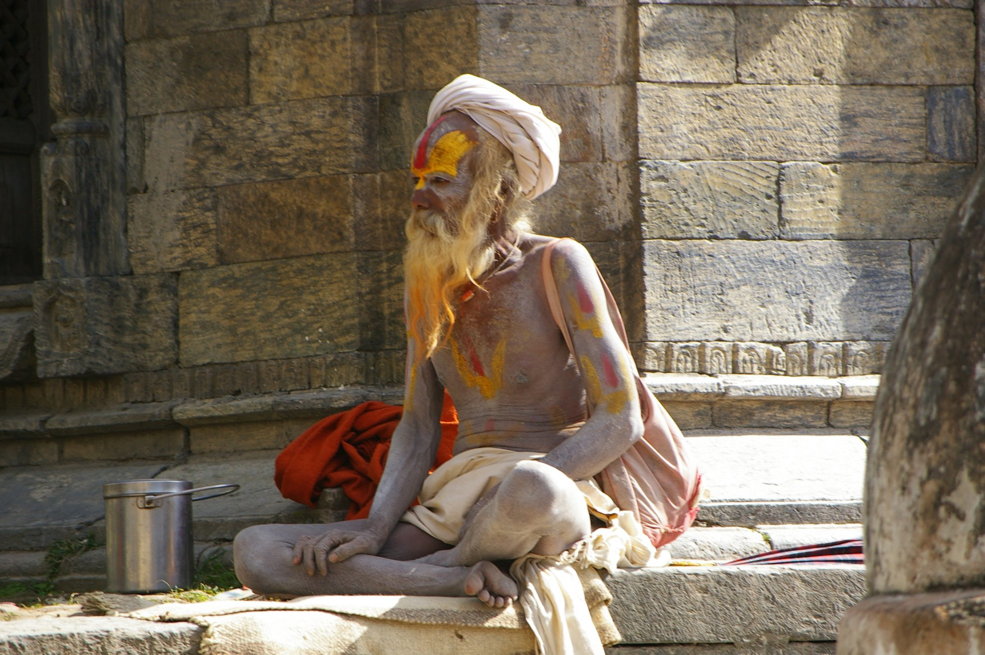 Садху - странствующий йога – фотографии Непала