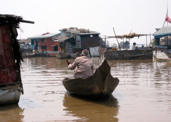 Деревня на озере Топлесап, Камбоджа. Фото 1 – фотографии Камбоджи
