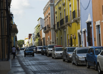 Улица в Сан-Франциско-де-Кампече, Мексика – фотографии Мексики