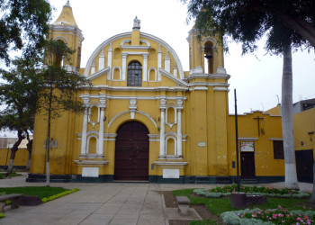 Церковь в Трухильо – фотографии Перу