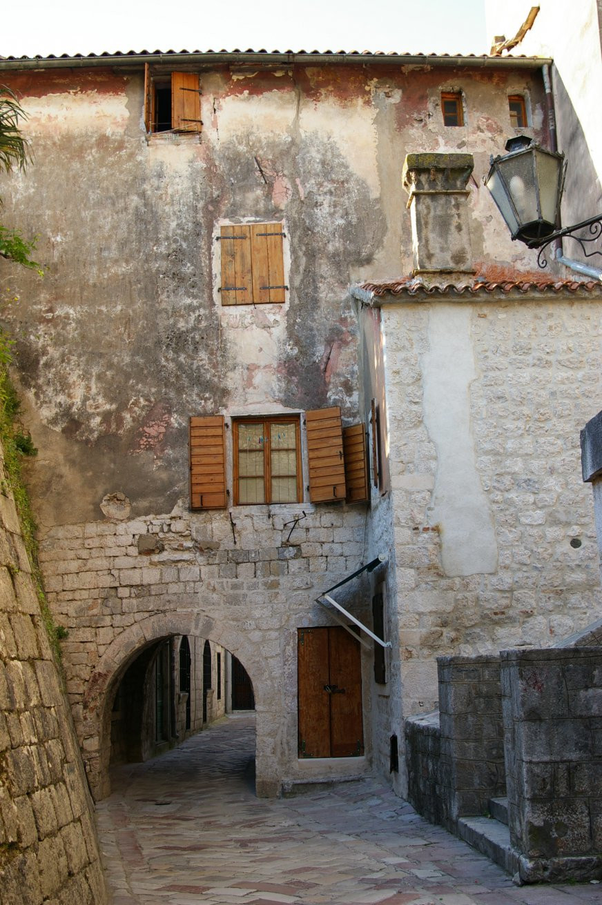 Дома в Которе, Черногория. Фото 20 – фотографии Черногории