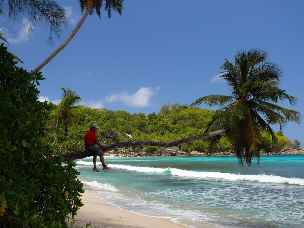 Турист на острове Маэ, Сейшелы – фотографии Сейшельских островов