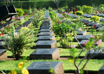 Кладбище в Канчанабури, Тайланд. Фото 10 – фотографии Таиланда