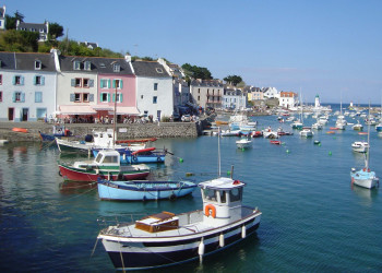 Лодки и парусники в Созоне, Франция. Фото 1 – фотографии Франции