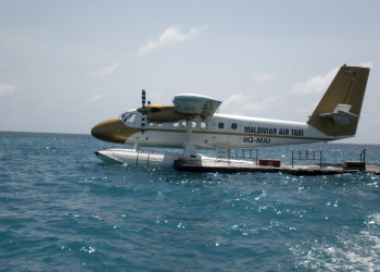 Самолет в Раа Атолл, Мальдивы – фотографии Мальдивских островов