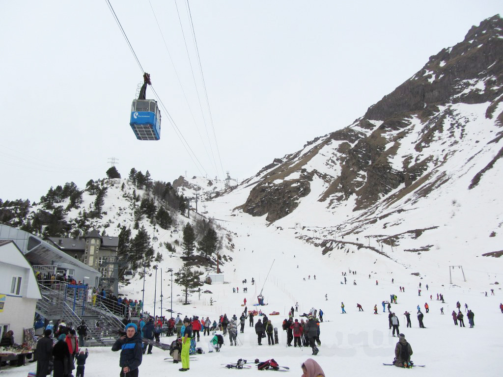Зона катания Эльбрус. Россия. Фото 1 – фотографии России