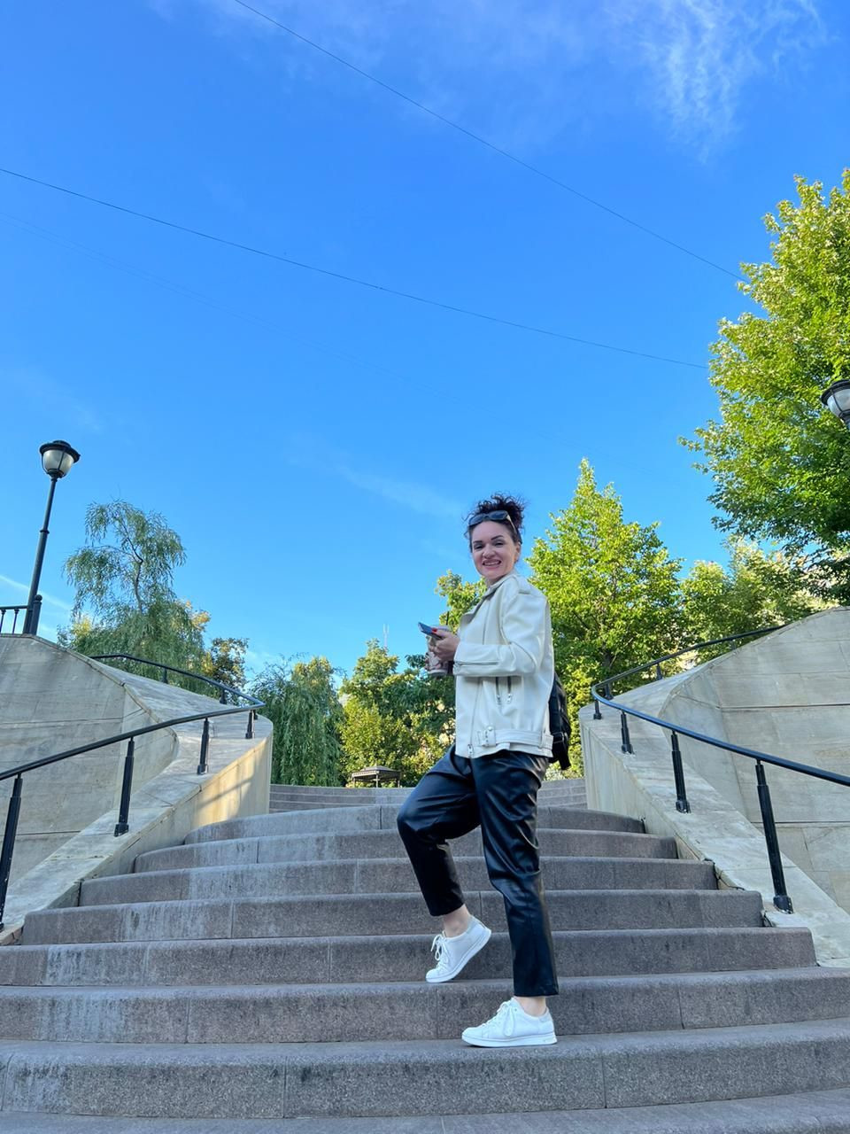 )))) – фотографии