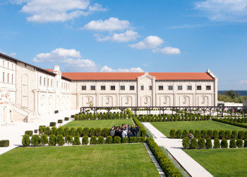 Музей с винными подвалами в замке Мими (Castel Mimi), Молдова – фотографии Молдовы