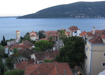 Дома в Херцег-Нови, Черногория. Фото 18 – фотографии Черногории