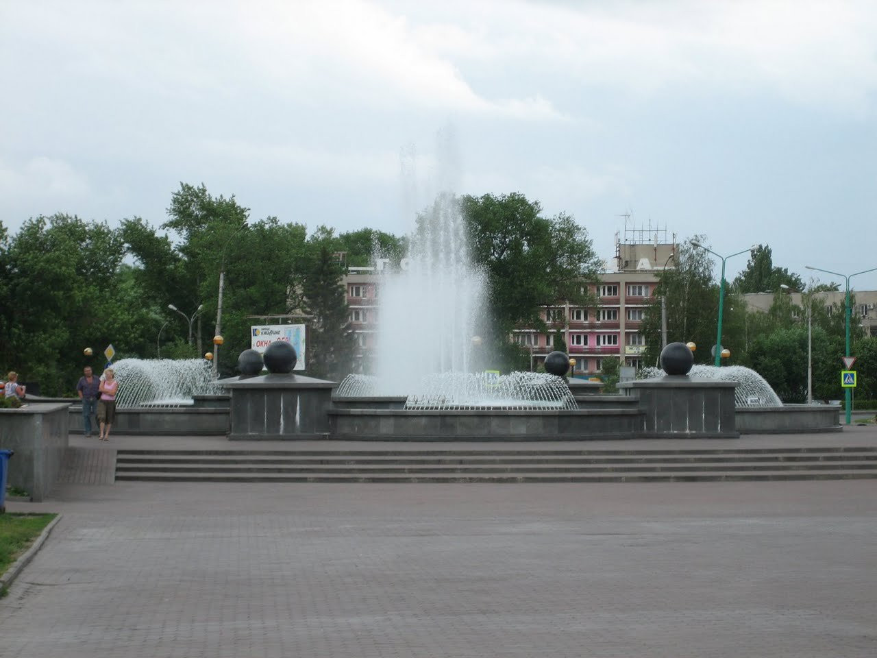 Фонтан в Липецке, Россия. Фото 1 – фотографии России