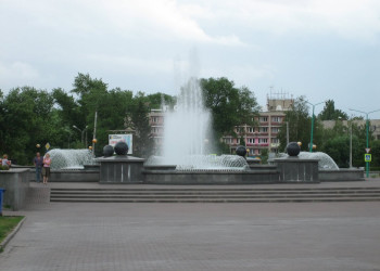 Фонтан в Липецке, Россия. Фото 1 – фотографии России