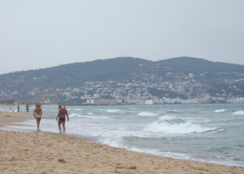 Пляж в Табарка, Северный Тунис – фотографии Туниса