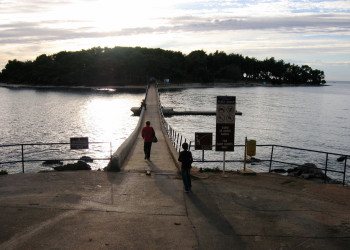 Набережная в Врсар, Хорватия – фотографии Хорватии