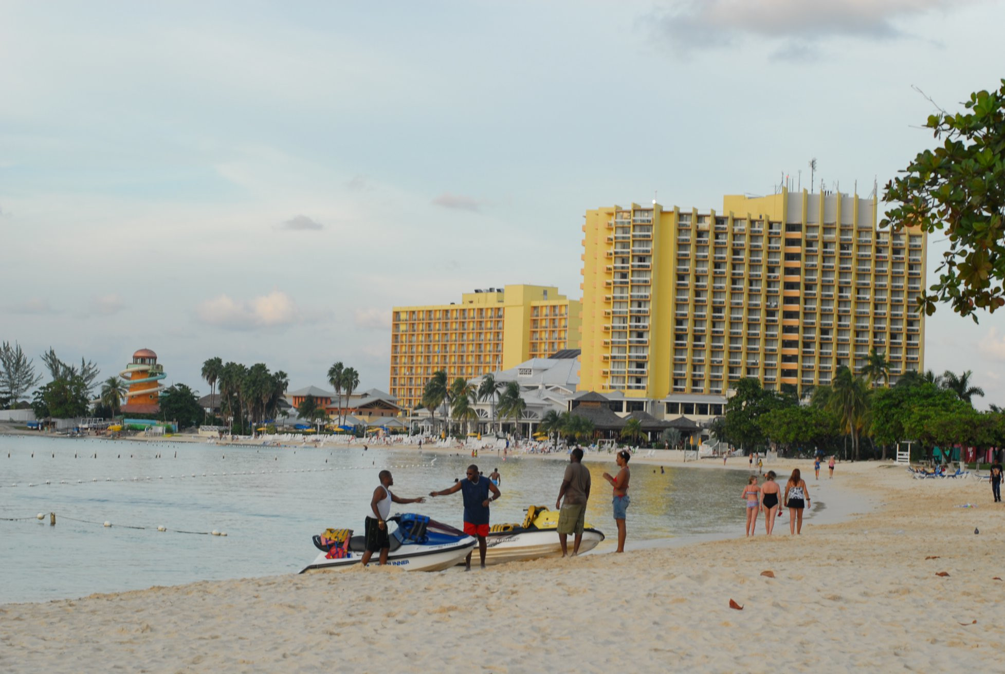 Отели на пляже в Очо Риос, Ямайка – фотографии Ямайки