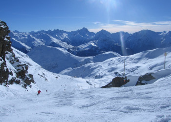 Горы в Альп-д'Юез, Франция – фотографии Франции