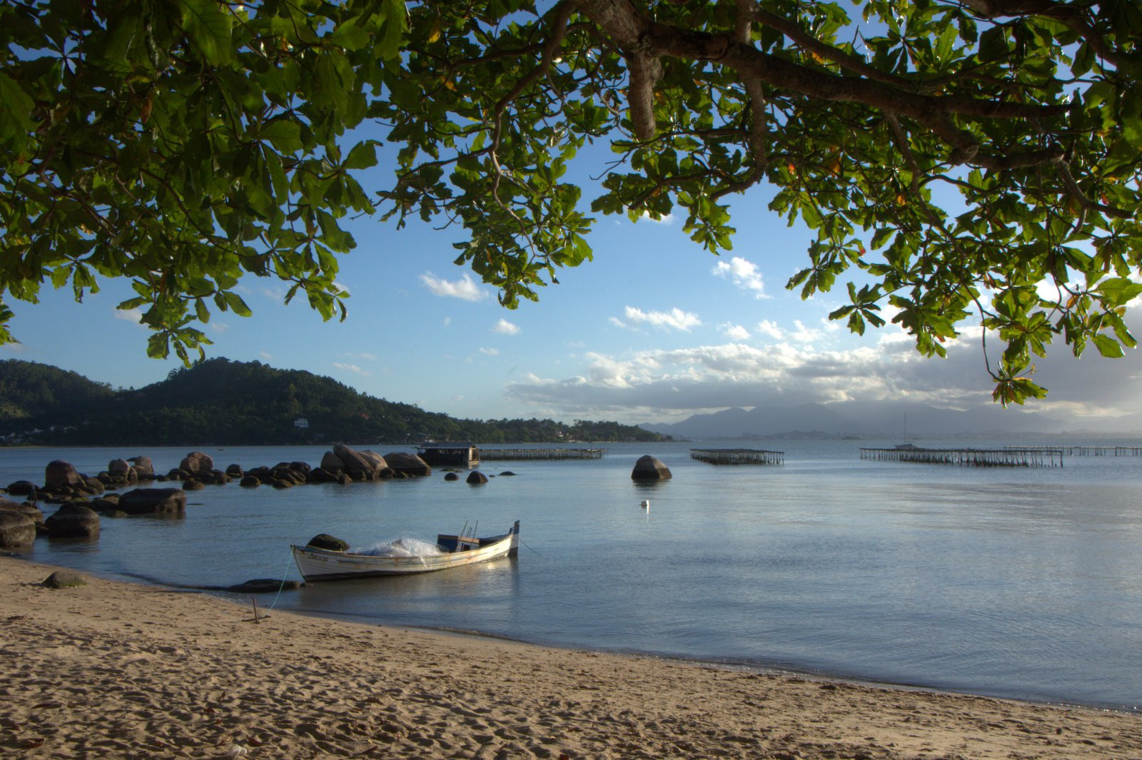 Пляж в Флорианополисе, Бразилия. Фото 2 – фотографии Бразилии