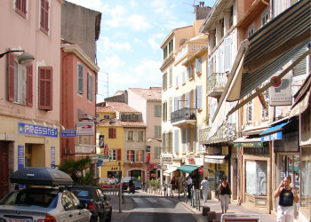 Магазины в Фрежюсе, Франция. Фото 1 – фотографии Франции