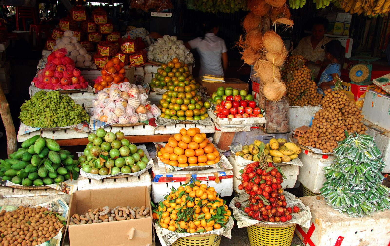 Базар в Баттамбанге, Камбоджа – фотографии Камбоджи