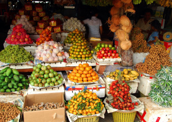 Базар в Баттамбанге, Камбоджа – фотографии Камбоджи