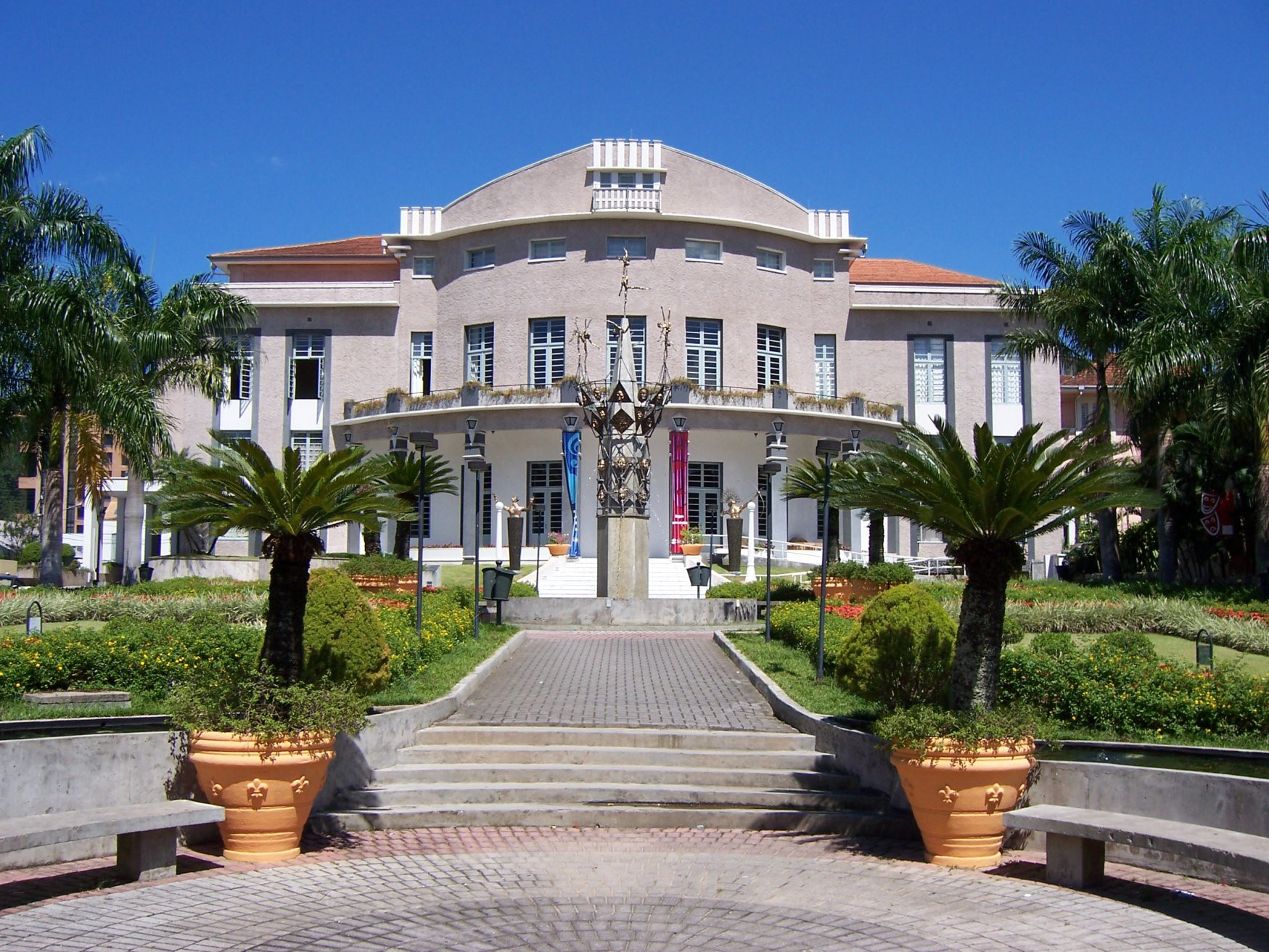 Сквер в Блуменау, Бразилия – фотографии Бразилии