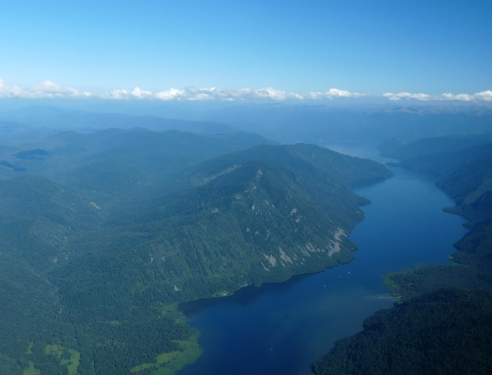 Телецкое озеро (Teletskoye Lake), Горный Алтай. Фото 2 – фотографии России