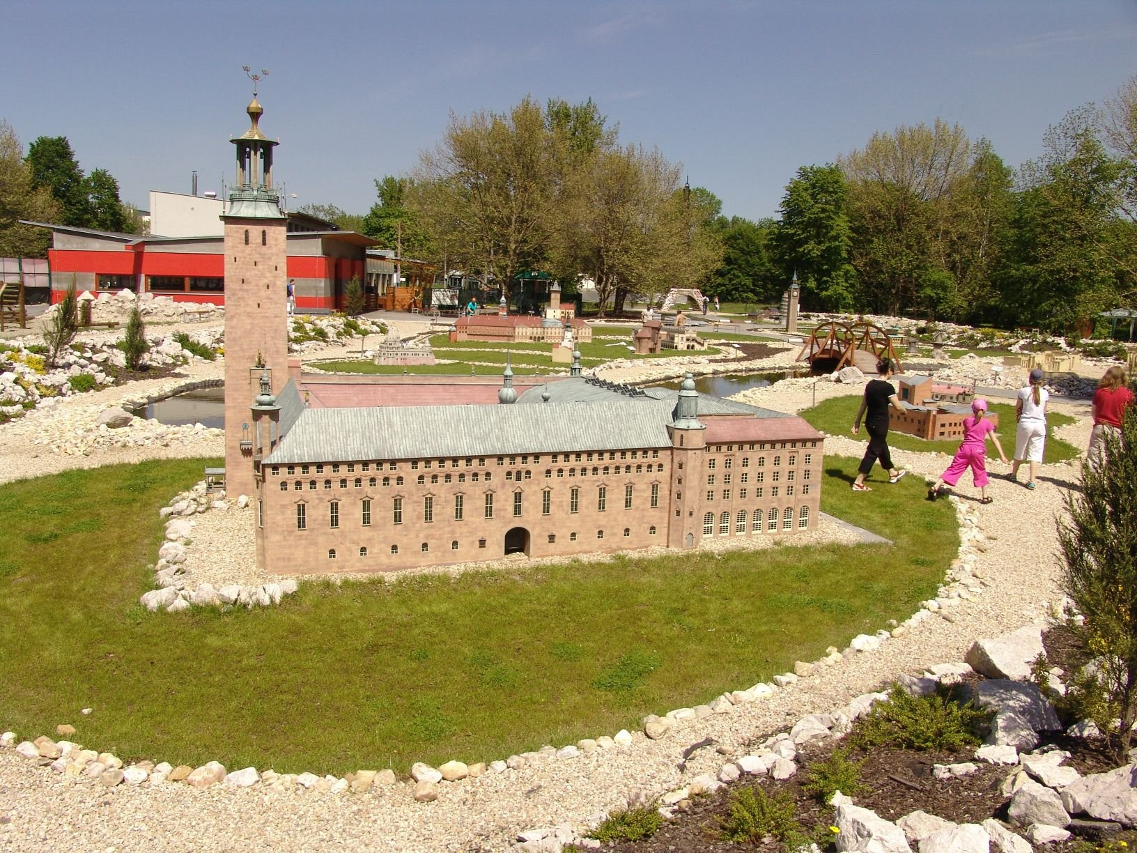 Миниуни (Miniuni) – фотографии Чехии