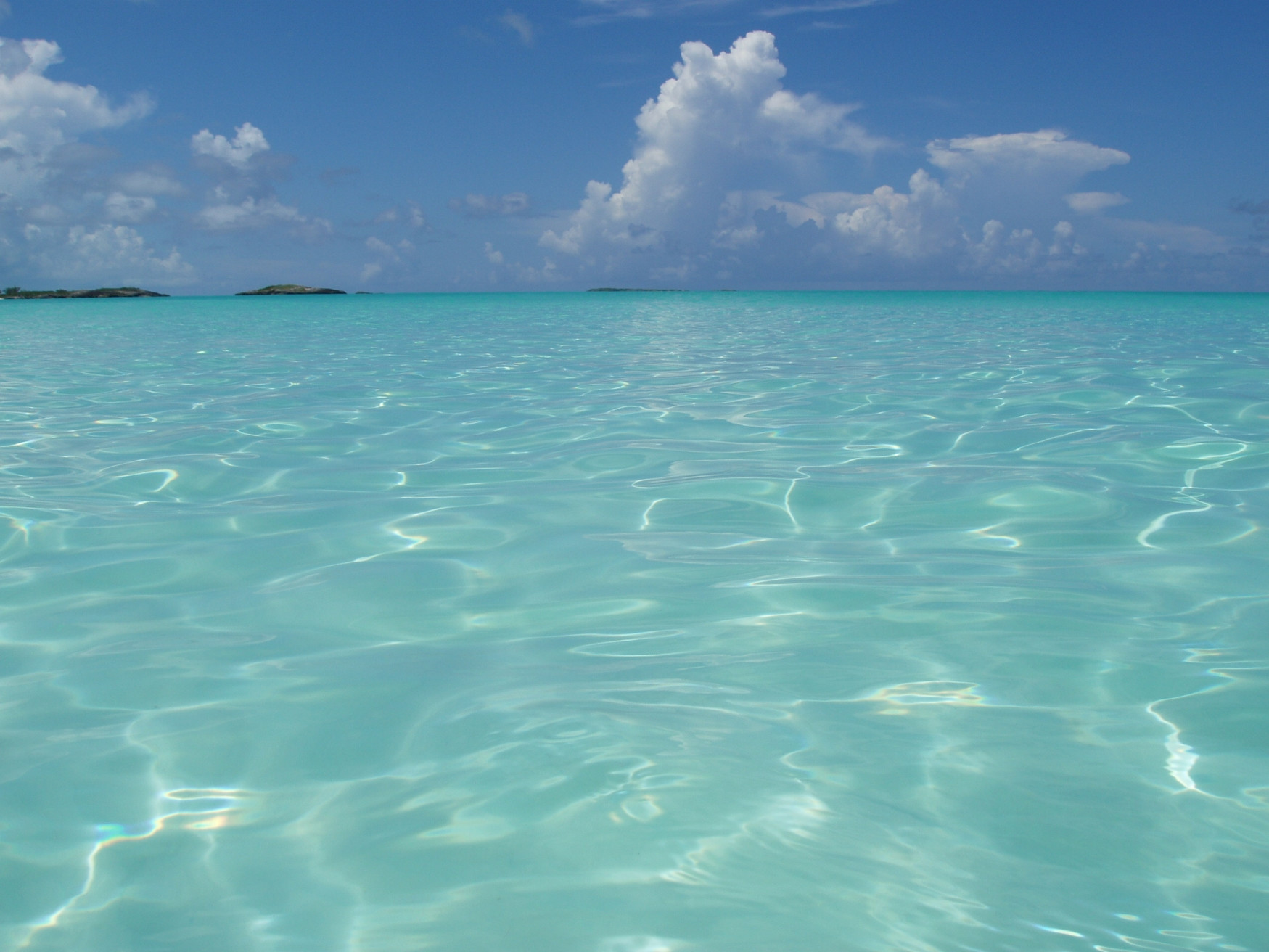 Море на острове Эксума, Багамские острова. Фото 9 – фотографии Багамских островов