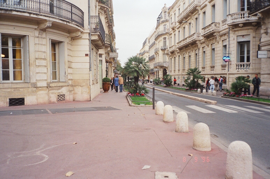 Улица в Монпелье, Франция – фотографии Франции